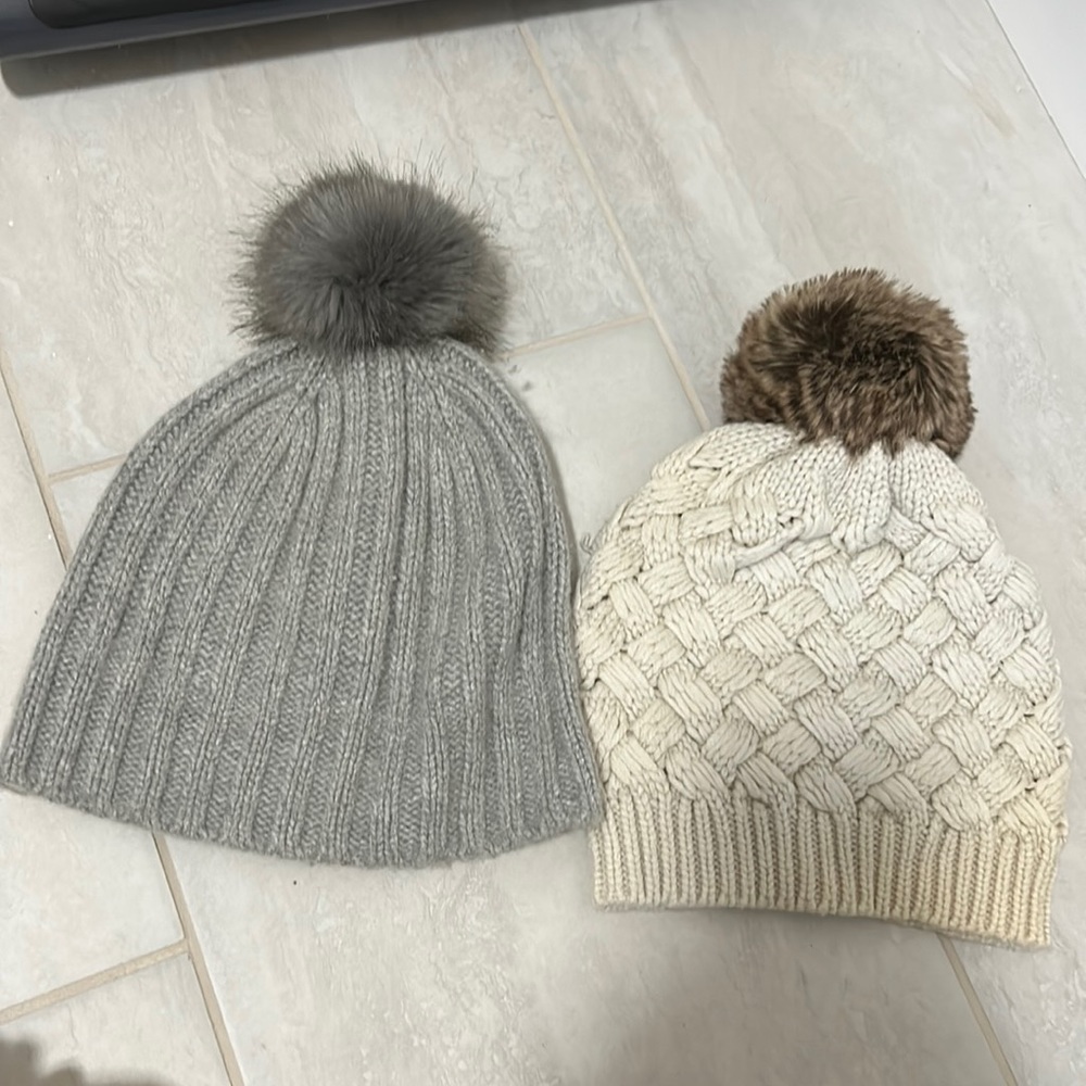 Jcrew Pom Pom beanies